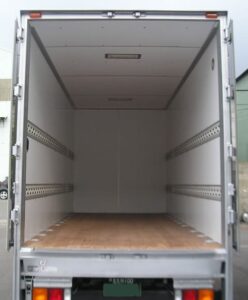 2tトラック パワーゲート付き箱車（エアサス）